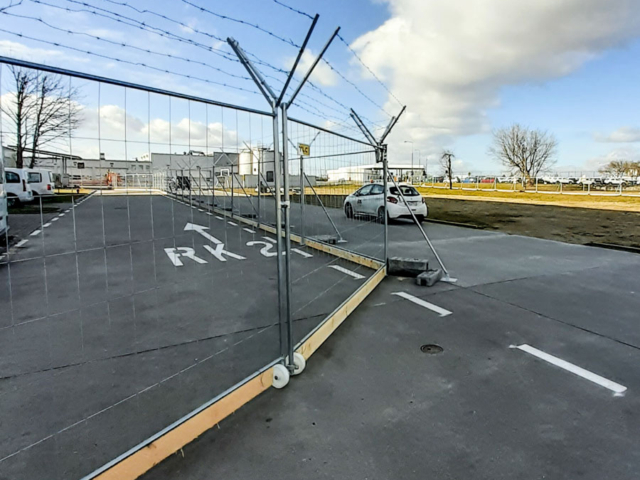 mesh-fences-guardrails-mobilt-city-airport-tlc-www-7