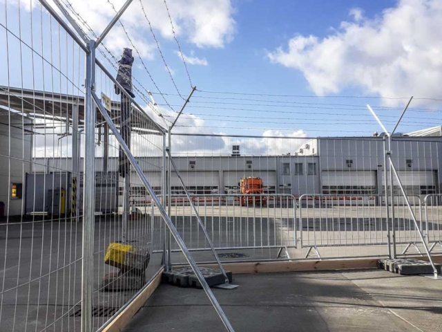 mesh-fences-guardrails-mobilt-city-airport-www-3
