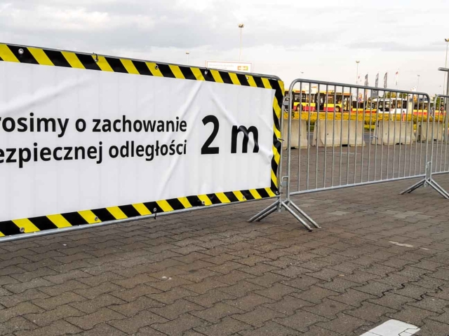 temporary-fences-sales-city-guardrails-Poland-tlc-group-ikea-www-5