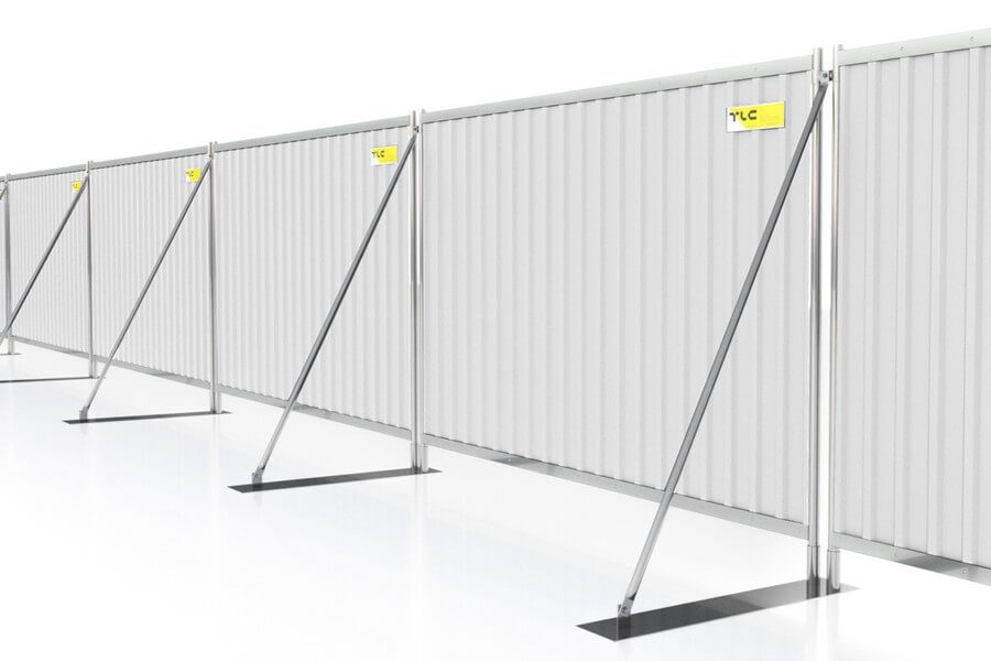 Enables stable fence installation without feet. It consists of a 1200 mm-long steel base and a 2170 mm long tube which is mounted to a clamp. They don't need to be anchored.